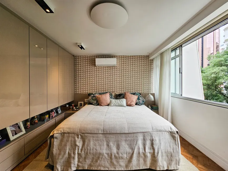 Apartamento com 4 quartos à venda, 226m2 em Jardim Europa, São Paulo - SP - imagem 9 Foto 9 de Apartamento com 4 quartos à venda, 226m2 em Jardim Europa, São Paulo - SP