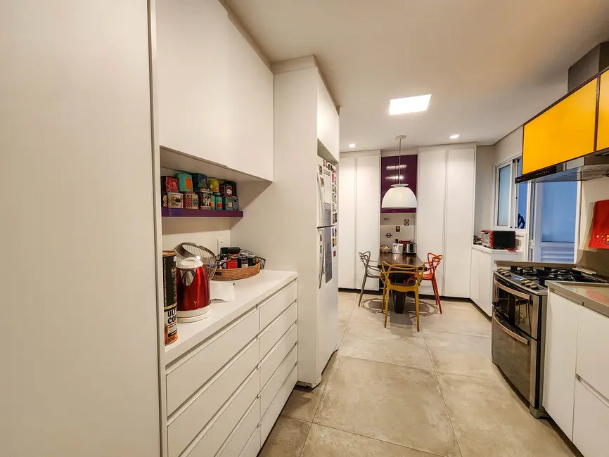 Apartamento com 4 quartos à venda, 226m2 em Jardim Europa, São Paulo - SP - imagem 7 Foto 7 de Apartamento com 4 quartos à venda, 226m2 em Jardim Europa, São Paulo - SP