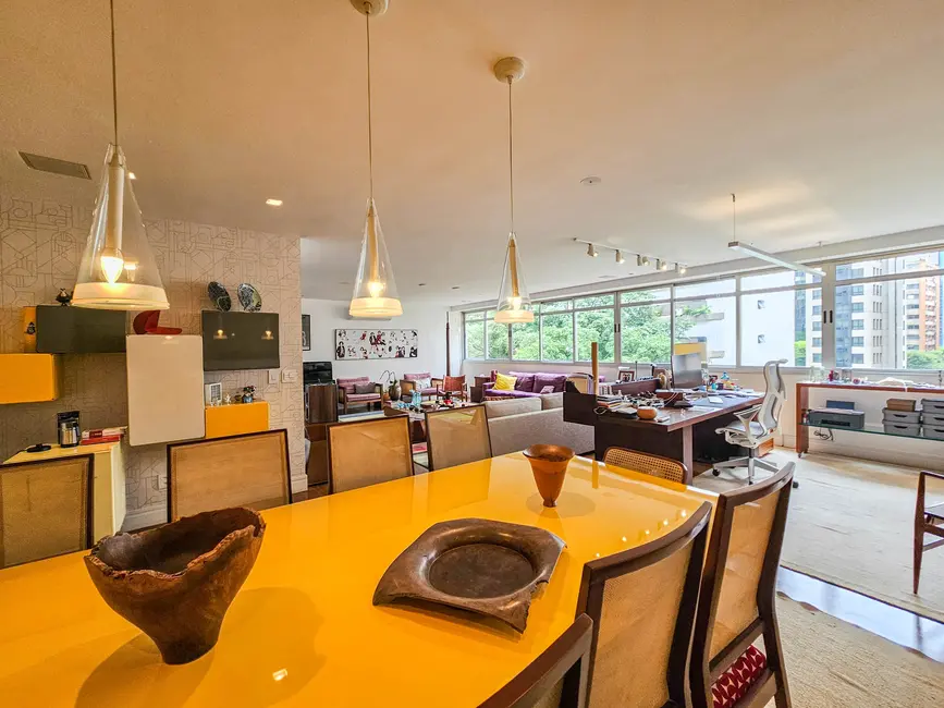 Apartamento com 4 quartos à venda, 226m2 em Jardim Europa, São Paulo - SP - imagem 4 Foto 4 de Apartamento com 4 quartos à venda, 226m2 em Jardim Europa, São Paulo - SP