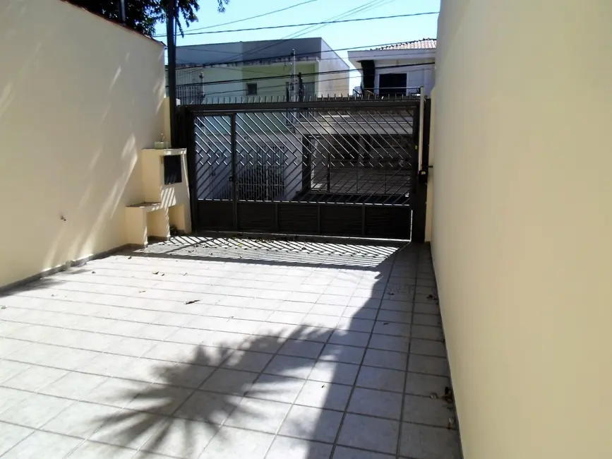 Casa com 3 quartos à venda, 157m2 em Vila Dom Pedro I, São Paulo - SP - imagem 1 Foto 1 de Casa com 3 quartos à venda, 157m2 em Vila Dom Pedro I, São Paulo - SP