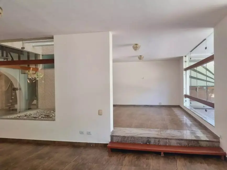 Casa com 4 quartos à venda e para alugar, 793m2 em Interlagos, São Paulo - SP - imagem 4 Foto 4 de Casa com 4 quartos à venda e para alugar, 793m2 em Interlagos, São Paulo - SP