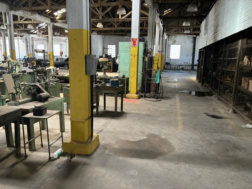 Armazém / Galpão à venda, 2500m2 em Vila Independência, São Paulo - SP - imagem 5 Foto 5 de Armazém / Galpão à venda, 2500m2 em Vila Independência, São Paulo - SP