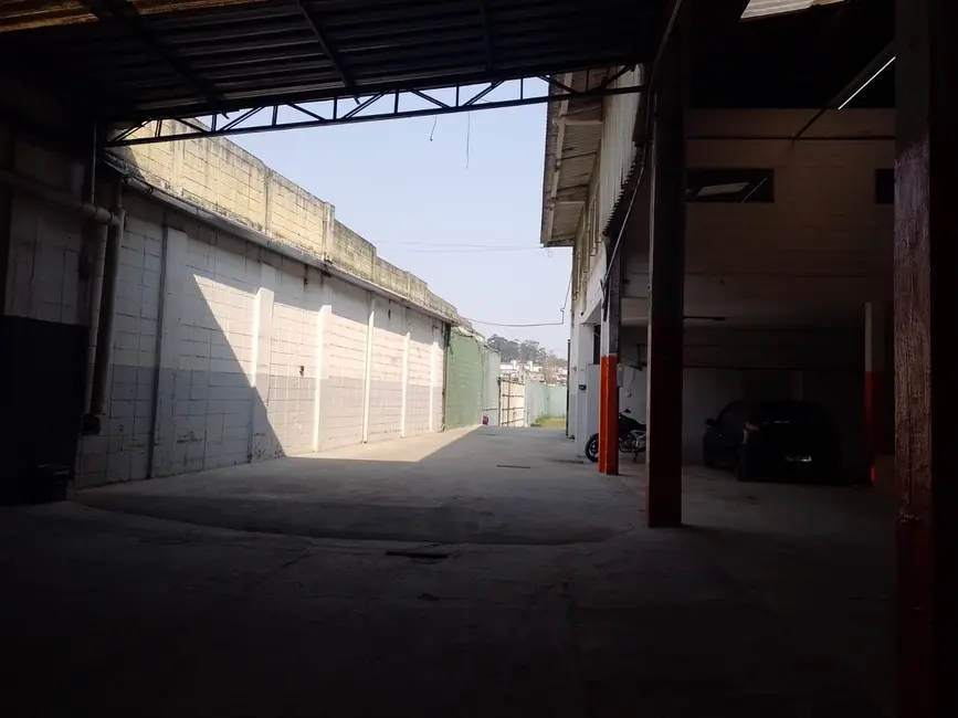 Foto 2 de Armazém / Galpão à venda e para alugar, 950m2 em Dos Casa, Sao Bernardo Do Campo - SP