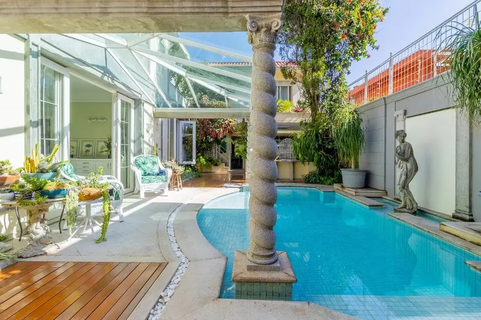 Casa com 5 quartos à venda, 572m2 em Jardim Luzitânia, São Paulo - SP - imagem 3 Foto 3 de Casa com 5 quartos à venda, 572m2 em Jardim Luzitânia, São Paulo - SP