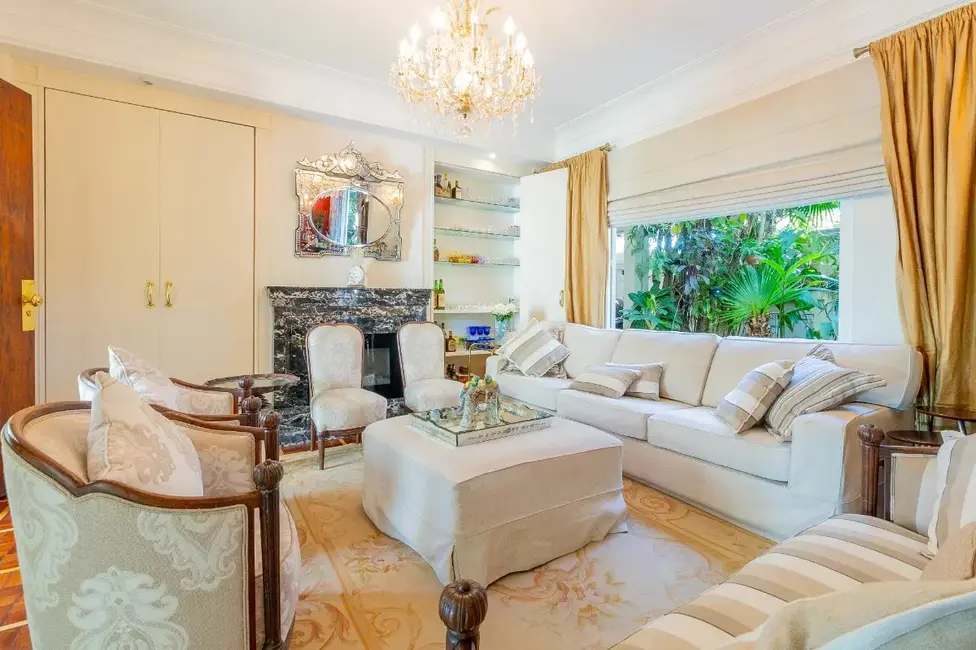 Casa com 5 quartos à venda, 572m2 em Jardim Luzitânia, São Paulo - SP - imagem 9 Foto 9 de Casa com 5 quartos à venda, 572m2 em Jardim Luzitânia, São Paulo - SP