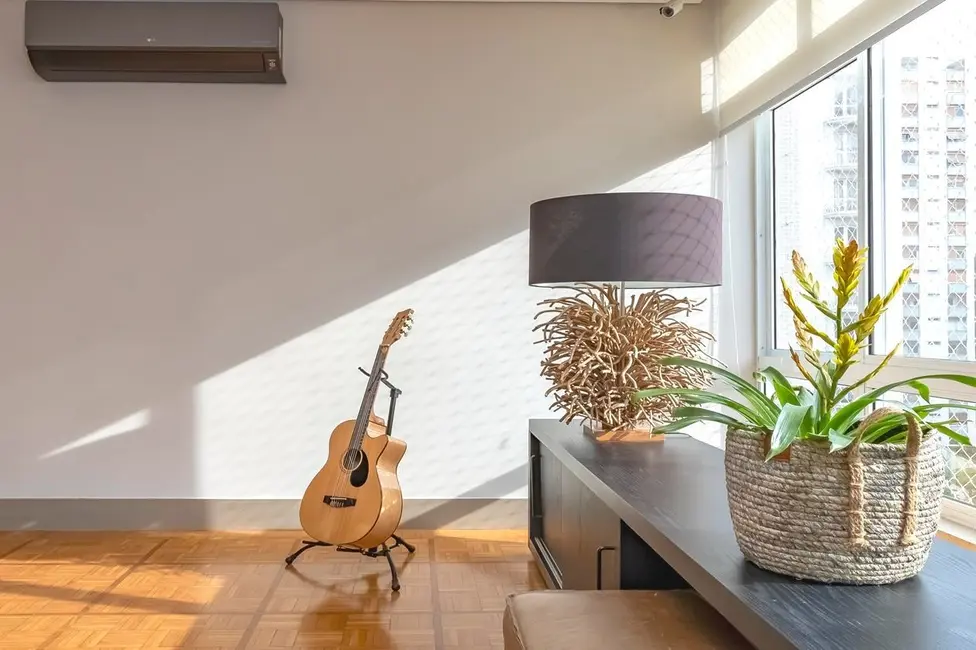 Foto 3 de Apartamento com 3 quartos para alugar, 220m2 em Higienópolis, São Paulo - SP