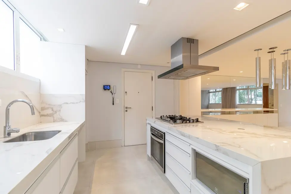 Apartamento com 3 quartos à venda, 142m2 em Jardim Paulista, São Paulo - SP - imagem 7 Foto 7 de Apartamento com 3 quartos à venda, 142m2 em Jardim Paulista, São Paulo - SP