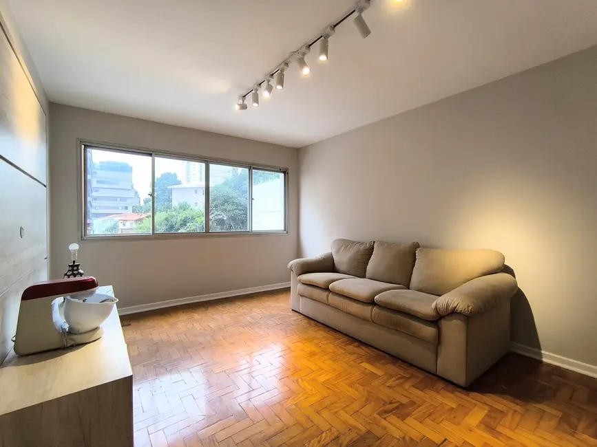Foto 3 de Apartamento com 2 quartos para alugar, 75m2 em Vila Madalena, São Paulo - SP