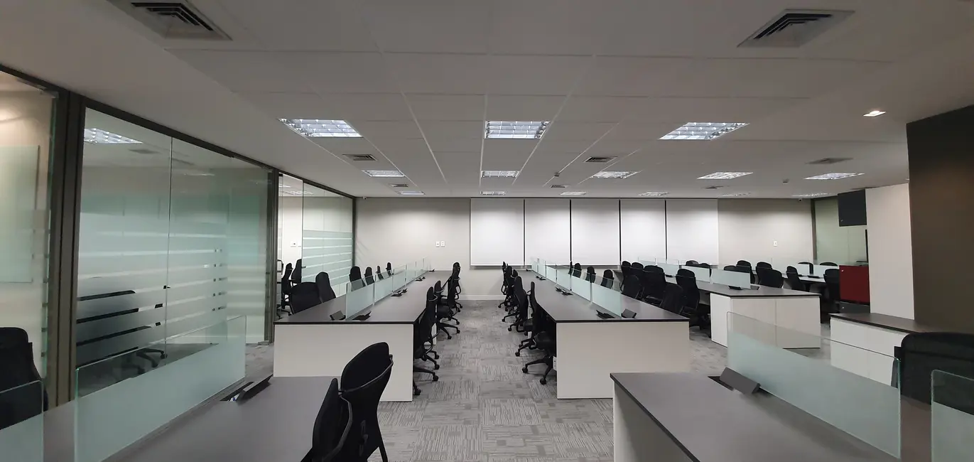 Foto 7 de Sala Comercial para alugar, 270m2 em Vila Olímpia, São Paulo - SP