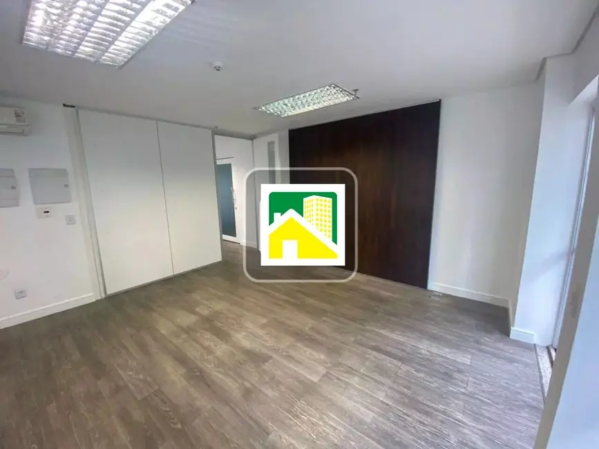 Foto 3 de Sala Comercial para alugar, 200m2 em Vila Olímpia, São Paulo - SP
