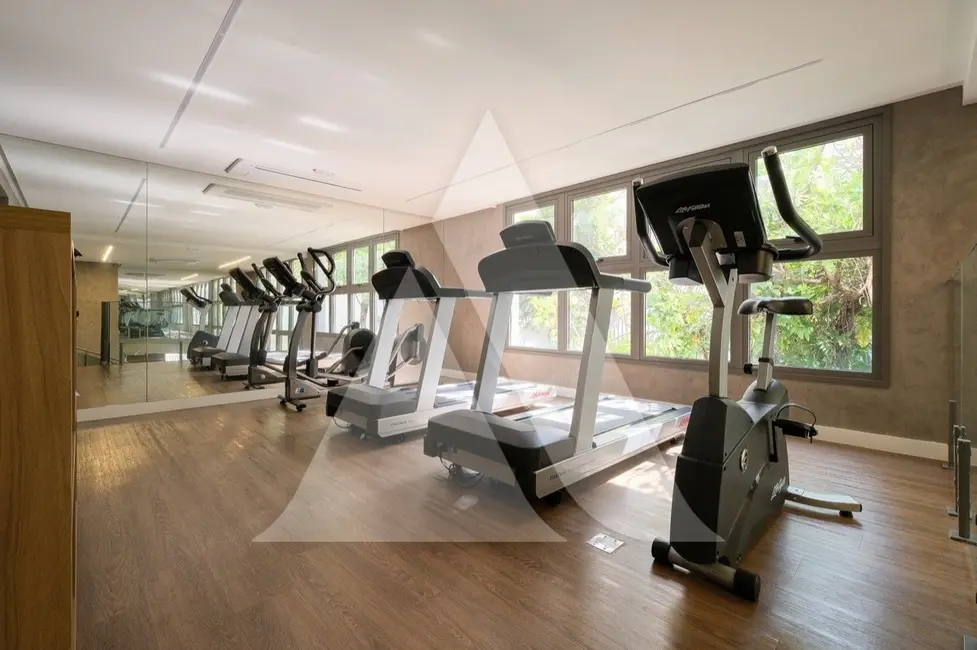 Foto 6 de Apartamento com 3 quartos para alugar, 200m2 em Vila Nova Conceição, São Paulo - SP