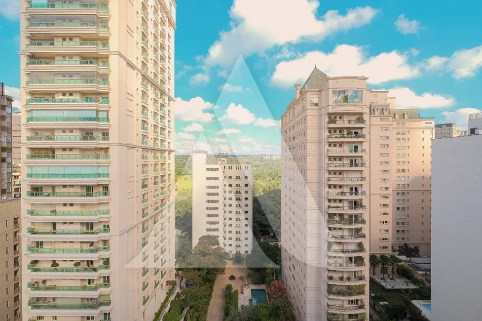 Apartamento com 3 quartos para alugar, 385m2 em Itaim Bibi, São Paulo - SP - imagem 9 Foto 9 de Apartamento com 3 quartos para alugar, 385m2 em Itaim Bibi, São Paulo - SP