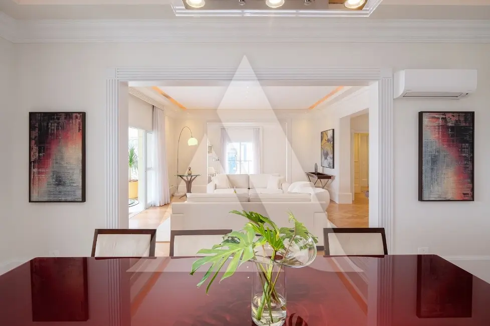 Foto 9 de Apartamento com 3 quartos para alugar, 276m2 em Vila Nova Conceição, São Paulo - SP