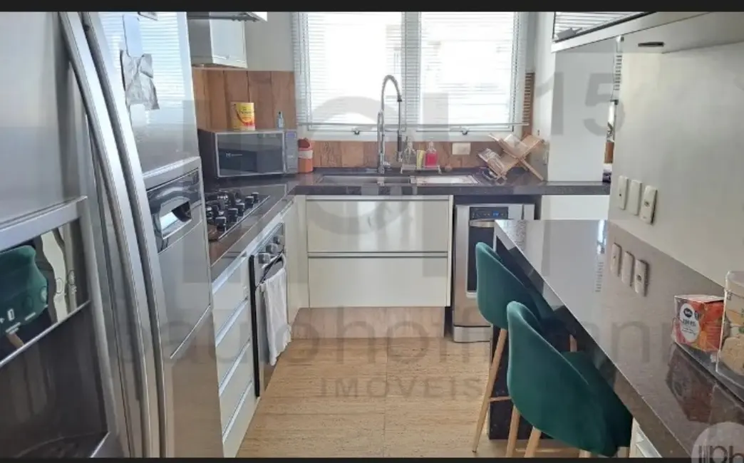 Apartamento com 2 quartos para alugar, 151m2 em Itaim Bibi, São Paulo - SP - imagem 7 Foto 7 de Apartamento com 2 quartos para alugar, 151m2 em Itaim Bibi, São Paulo - SP