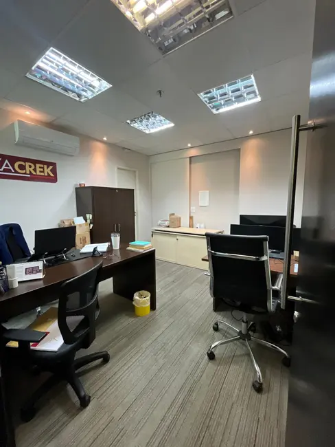 Sala Comercial à venda, 123m2 em Jardim Caboré, São Paulo - SP - imagem 6 Foto 6 de Sala Comercial à venda, 123m2 em Jardim Caboré, São Paulo - SP