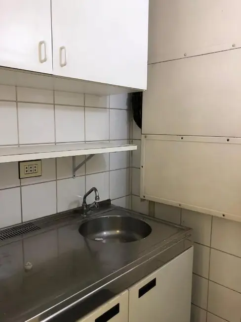 Foto 3 de Sala Comercial à venda, 100m2 em Jardim Edith, São Paulo - SP