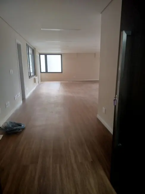 Sala Comercial à venda, 100m2 em Cidade Monções, São Paulo - SP - imagem 7 Foto 7 de Sala Comercial à venda, 100m2 em Cidade Monções, São Paulo - SP