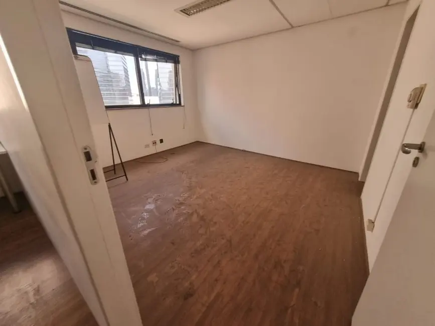 Foto 5 de Sala Comercial à venda, 103m2 em Vila Olímpia, São Paulo - SP