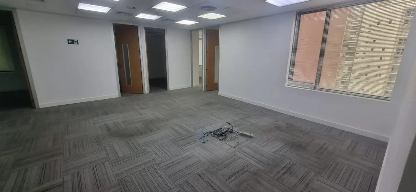 Foto 5 de Sala Comercial para alugar, 367m2 em Vila Olímpia, São Paulo - SP
