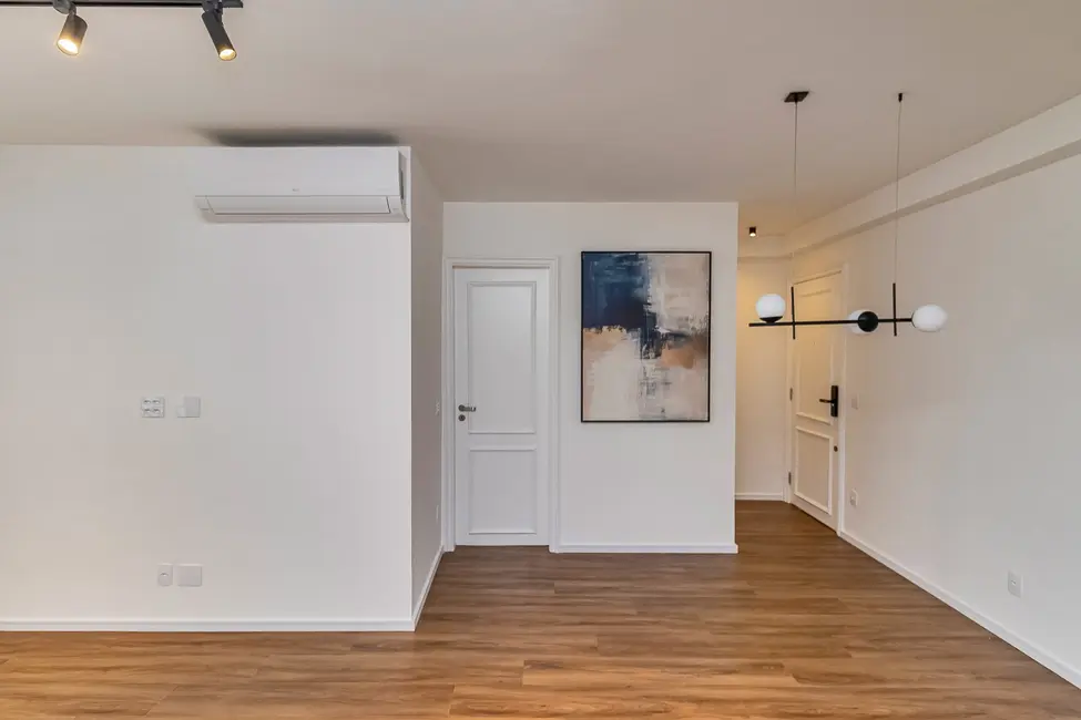 Apartamento com 3 quartos à venda, 93m2 em Vila Olímpia, São Paulo - SP - imagem 3 Foto 3 de Apartamento com 3 quartos à venda, 93m2 em Vila Olímpia, São Paulo - SP