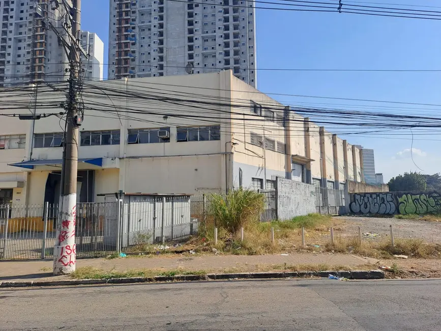 Foto 1 de Terreno / Lote à venda, 2596m2 em Água Branca, São Paulo - SP