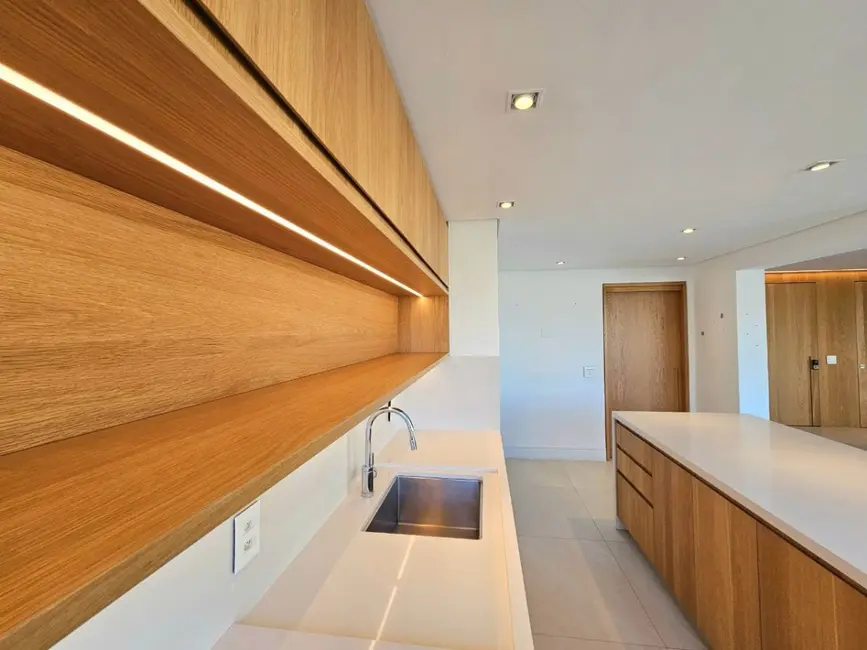 Apartamento com 3 quartos à venda, 192m2 em Campo Belo, São Paulo - SP - imagem 7 Foto 7 de Apartamento com 3 quartos à venda, 192m2 em Campo Belo, São Paulo - SP