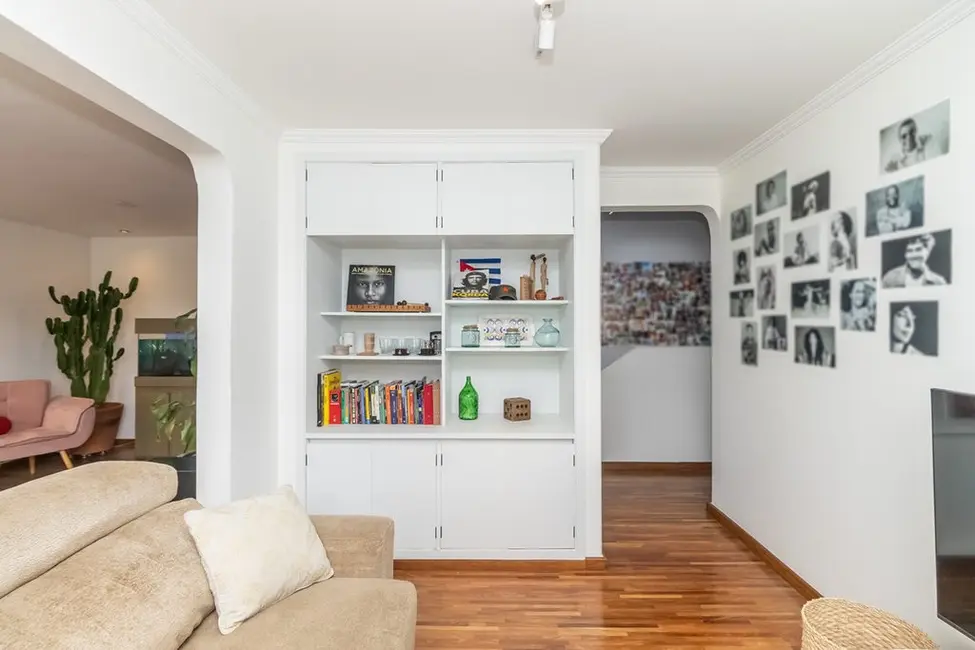 Foto 3 de Apartamento com 2 quartos à venda, 106m2 em Moema, São Paulo - SP
