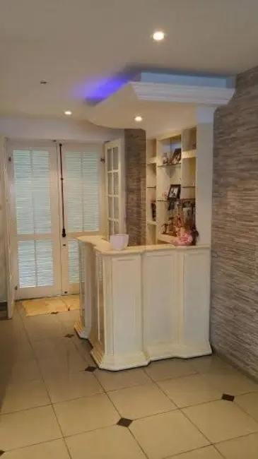 Sobrado com 5 quartos à venda em Vila Floresta, Santo Andre - SP - imagem 8 Foto 8 de Sobrado com 5 quartos à venda em Vila Floresta, Santo Andre - SP