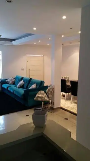 Sobrado com 5 quartos à venda em Vila Floresta, Santo Andre - SP - imagem 6 Foto 6 de Sobrado com 5 quartos à venda em Vila Floresta, Santo Andre - SP