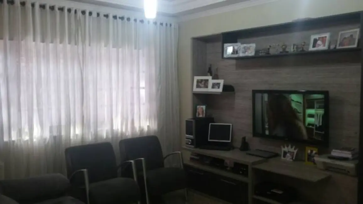 Casa com 3 quartos à venda em Vila Scarpelli, Santo Andre - SP - imagem 9 Foto 9 de Casa com 3 quartos à venda em Vila Scarpelli, Santo Andre - SP