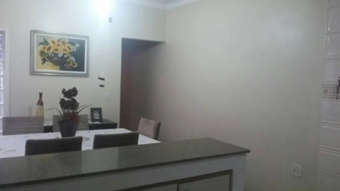 Casa com 3 quartos à venda em Vila Scarpelli, Santo Andre - SP - imagem 8 Foto 8 de Casa com 3 quartos à venda em Vila Scarpelli, Santo Andre - SP