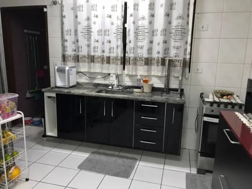 Foto 3 de Sobrado com 3 quartos à venda em Vila Scarpelli, Santo Andre - SP