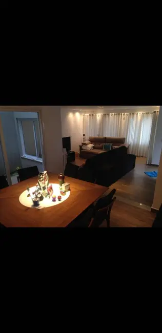 Foto 1 de Sobrado com 3 quartos à venda em Vila Scarpelli, Santo Andre - SP