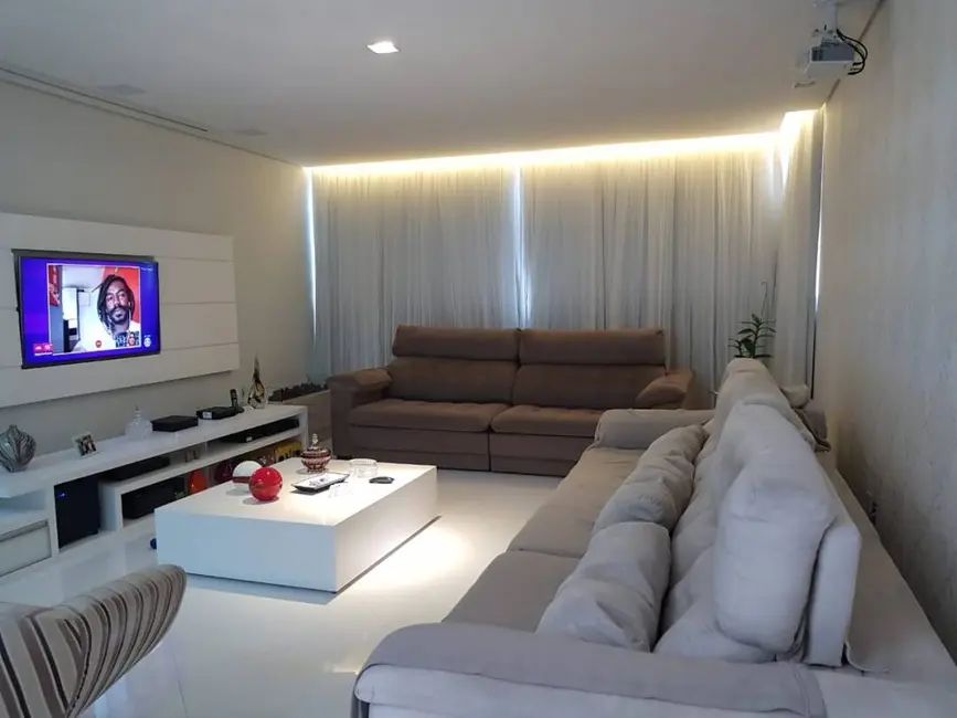 Sobrado com 3 quartos à venda em Vila Scarpelli, Santo Andre - SP - imagem 1 Foto 1 de Sobrado com 3 quartos à venda em Vila Scarpelli, Santo Andre - SP