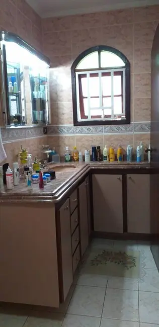 Sobrado com 4 quartos à venda, 313m2 em Parque Marajoara, Santo Andre - SP - imagem 8 Foto 8 de Sobrado com 4 quartos à venda, 313m2 em Parque Marajoara, Santo Andre - SP