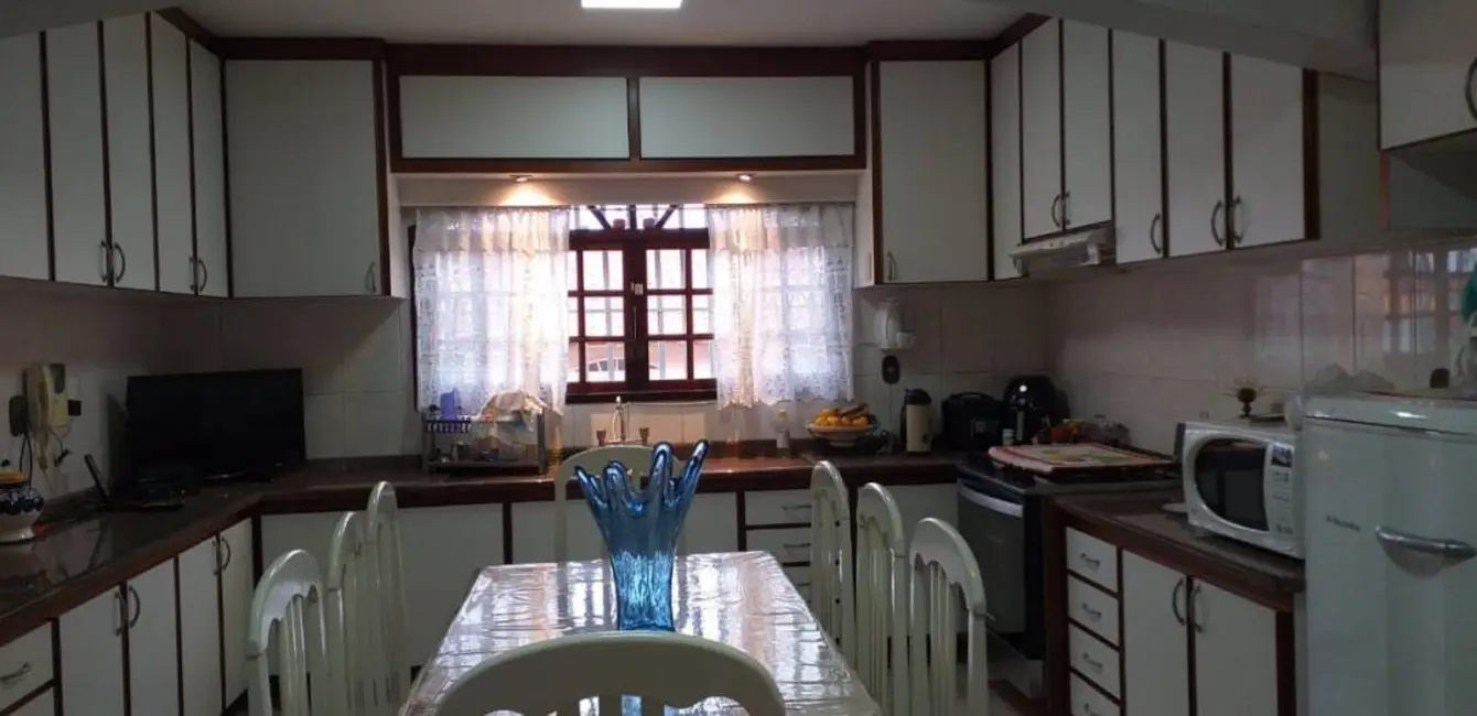 Sobrado com 4 quartos à venda, 313m2 em Parque Marajoara, Santo Andre - SP - imagem 6 Foto 6 de Sobrado com 4 quartos à venda, 313m2 em Parque Marajoara, Santo Andre - SP