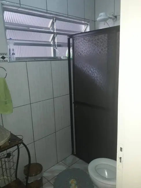 Casa com 2 quartos à venda em Jardim Santo André, Santo Andre - SP - imagem 7 Foto 7 de Casa com 2 quartos à venda em Jardim Santo André, Santo Andre - SP