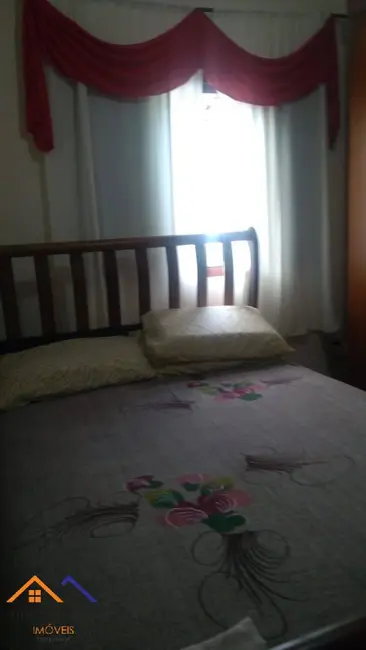 Casa com 2 quartos à venda em Peruibe - SP - imagem 9 Foto 9 de Casa com 2 quartos à venda em Peruibe - SP