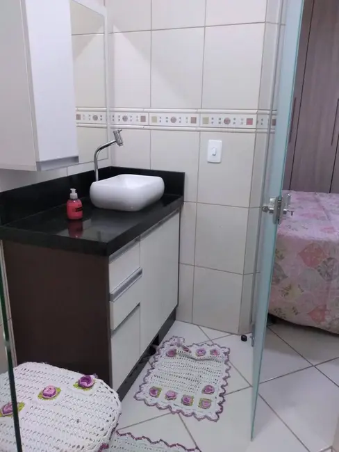 Sobrado com 3 quartos à venda em Jardim Santo André, Santo Andre - SP - imagem 9 Foto 9 de Sobrado com 3 quartos à venda em Jardim Santo André, Santo Andre - SP