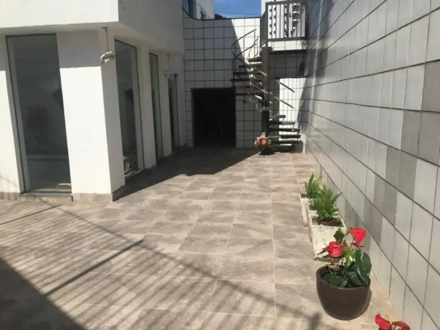 Casa com 6 quartos à venda, 355m2 em Nova Petrópolis, Sao Bernardo Do Campo - SP - imagem 6 Foto 6 de Casa com 6 quartos à venda, 355m2 em Nova Petrópolis, Sao Bernardo Do Campo - SP