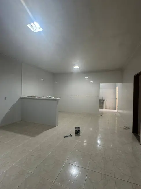 Foto 3 de Casa com 3 quartos para alugar, 300m2 em Primavera Do Leste - MT