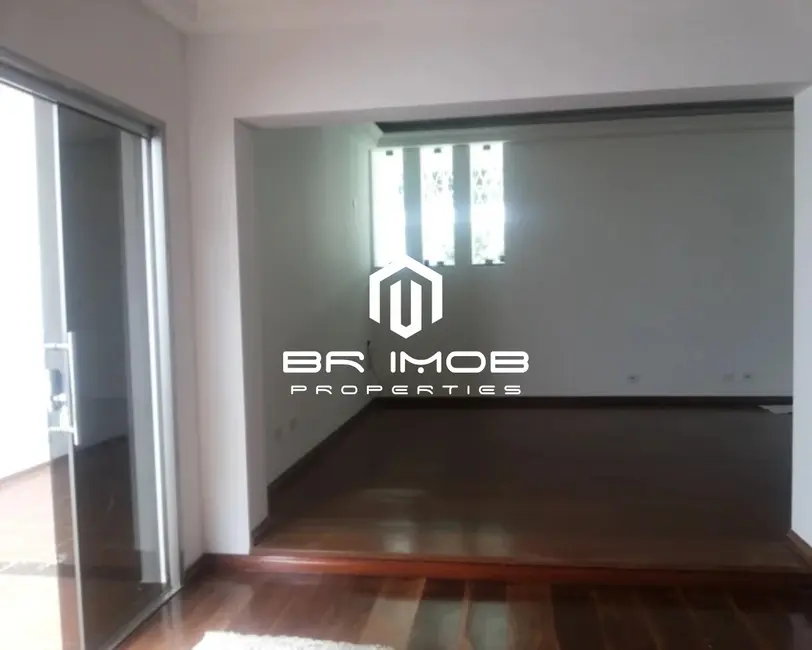 Casa com 3 quartos à venda, 320m2 em Moema, São Paulo - SP - imagem 5 Foto 5 de Casa com 3 quartos à venda, 320m2 em Moema, São Paulo - SP