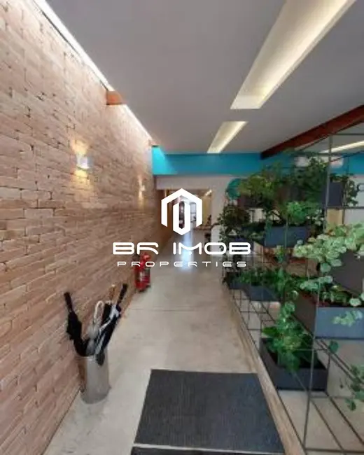 Loja à venda, 229m2 em Jardim Europa, São Paulo - SP - imagem 9 Foto 9 de Loja à venda, 229m2 em Jardim Europa, São Paulo - SP