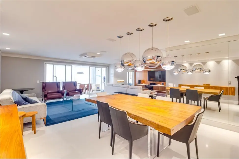 Apartamento com 3 quartos à venda, 234m2 em Vila Nova Conceição, São Paulo - SP - imagem 2 Foto 2 de Apartamento com 3 quartos à venda, 234m2 em Vila Nova Conceição, São Paulo - SP