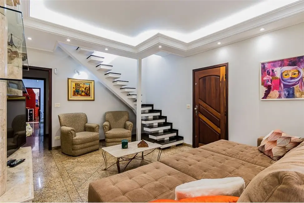 Casa com 3 quartos à venda, 211m2 em Vila Mafra, São Paulo - SP - imagem 3 Foto 3 de Casa com 3 quartos à venda, 211m2 em Vila Mafra, São Paulo - SP