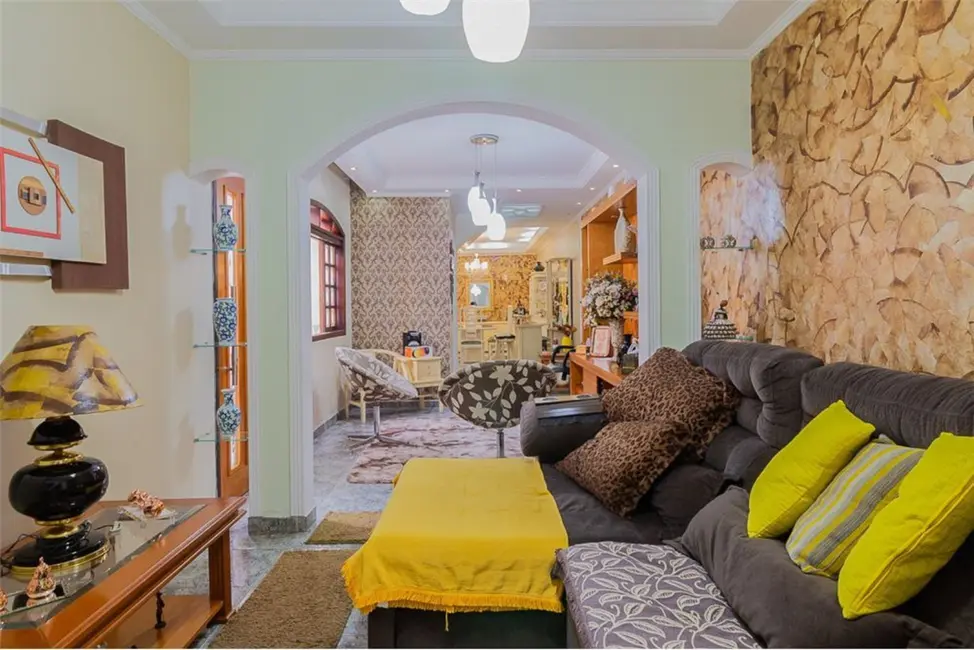 Foto 4 de Casa com 3 quartos à venda, 190m2 em Vila Paranaguá, São Paulo - SP