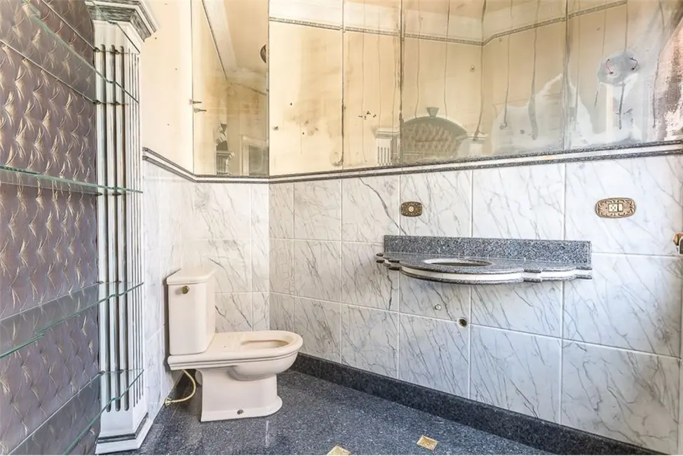 Foto 9 de Casa com 3 quartos à venda, 530m2 em Jardim Avelino, São Paulo - SP