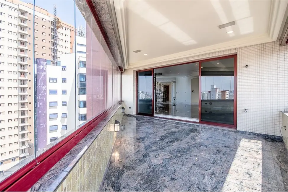 Foto 7 de Casa com 3 quartos à venda, 530m2 em Jardim Avelino, São Paulo - SP
