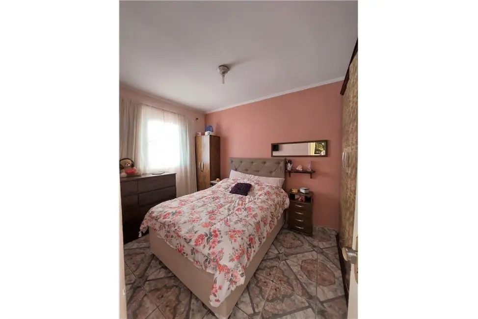 Foto 5 de Casa com 4 quartos à venda, 140m2 em Vila Rica, São Paulo - SP