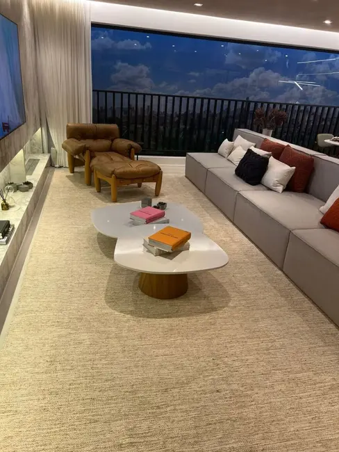 Apartamento com 3 quartos à venda, 166m2 em Pinheiros, São Paulo - SP - imagem 8 Foto 8 de Apartamento com 3 quartos à venda, 166m2 em Pinheiros, São Paulo - SP